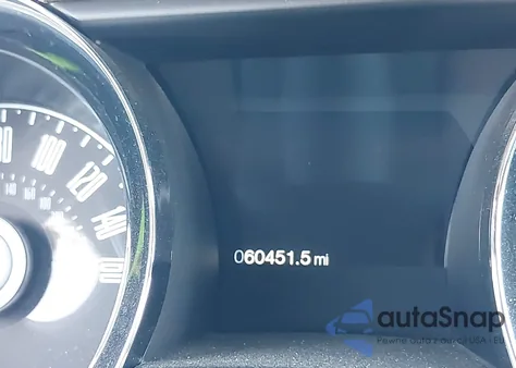 2014 Ford Mustang V6 Premium z USA, uszkodzony, nr VIN 1ZVBP8AM6E5327532